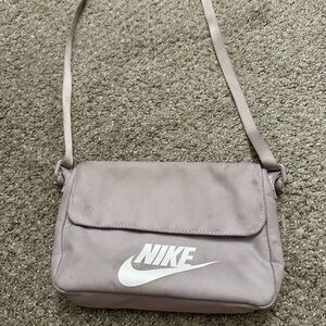 Nike Women's Light Gray Crossbody Bag
